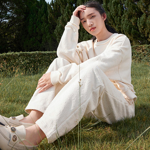 百搭高腰直筒裤 一城画一冬季 休闲时尚 卫衣套装 新款 两件套女