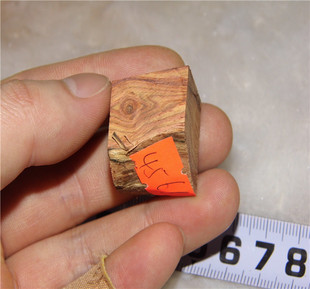 上 海南黄花梨木料虎皮纹随形小料可做把件 假一赔十